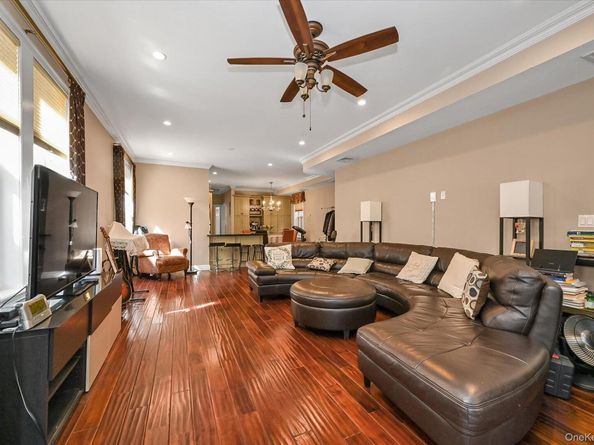 29-42 164th Street, Flushing NY 11358