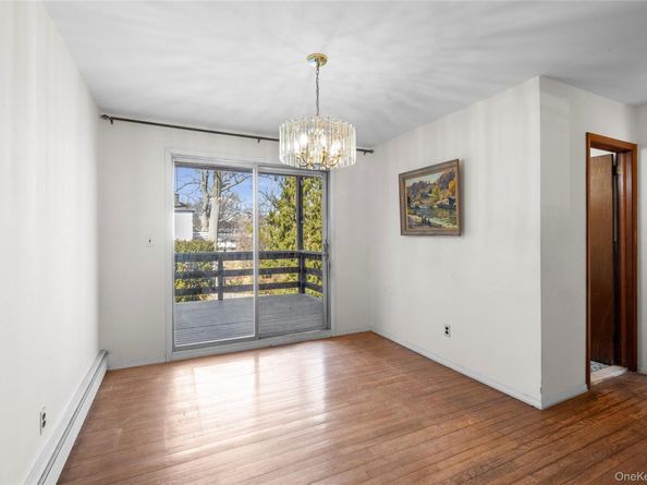 11 Delaware Avenue, Port Washington NY 11050