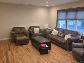 127 Baker Court, Island Park NY 11558