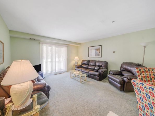 8 Juniper Court 8, Selden NY 11784