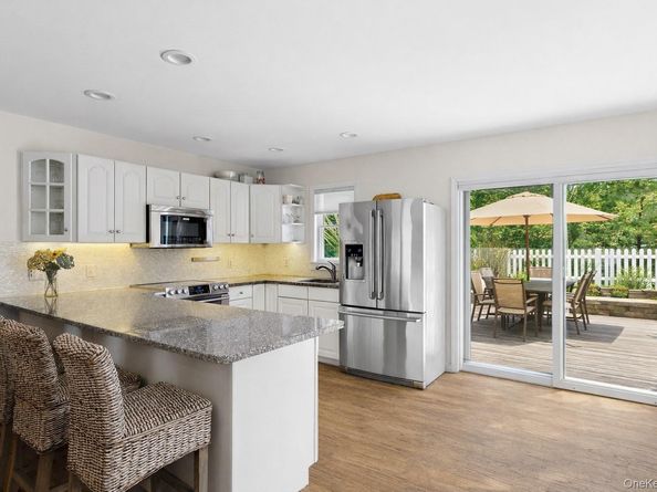 11 Valley Street, East Hampton NY 11937