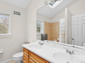 11 Valley Street, East Hampton NY 11937
