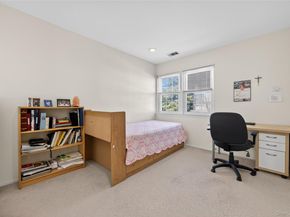 109 Glen Way, Syosset NY 11791