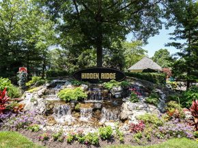 109 Glen Way, Syosset NY 11791