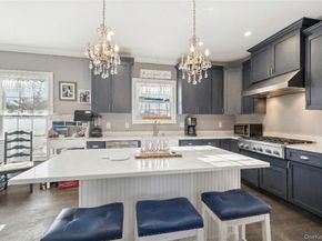 9 Saber Lane, Kings Park NY 11754