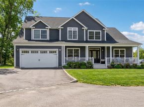 9 Saber Lane, Kings Park NY 11754