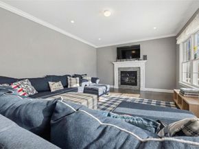 9 Saber Lane, Kings Park NY 11754