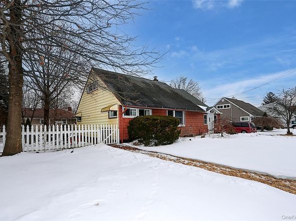 48 Pine Street, Hicksville NY 11801