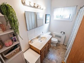 690 N Delaware Avenue, Lindenhurst NY 11757