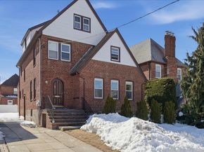 56 Northumberland, Lynbrook NY 11563