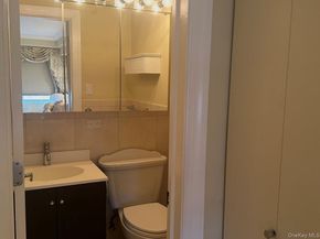 18-15 215 Street PH F, Bayside NY 11360