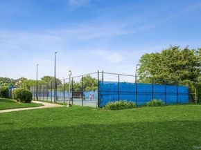 18-15 215 Street PH F, Bayside NY 11360