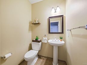 27 Avolet Court, Mount Sinai NY 11766