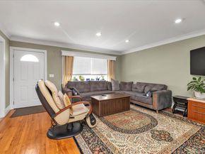 2463 Lindy Road, Westbury NY 11590