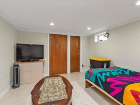 2463 Lindy Road, Westbury NY 11590