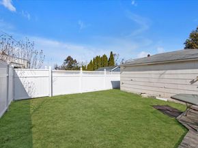 2463 Lindy Road, Westbury NY 11590