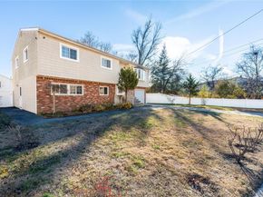 361 Nevada Street, Lindenhurst NY 11757