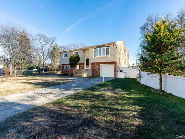 361 Nevada Street, Lindenhurst NY 11757