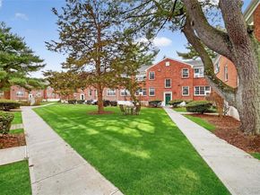 23 Fieldstone Drive 169, Hartsdale NY 10530