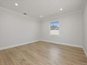 38 Bobolink Lane, Levittown NY 11756