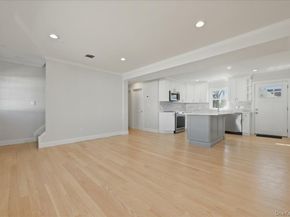 38 Bobolink Lane, Levittown NY 11756