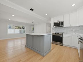 38 Bobolink Lane, Levittown NY 11756