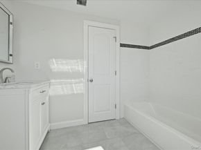 38 Bobolink Lane, Levittown NY 11756