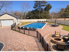 39 West Lane, Bay Shore NY 11706