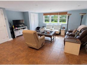 39 West Lane, Bay Shore NY 11706