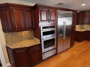 39 West Lane, Bay Shore NY 11706