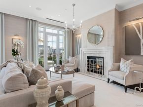 6000 Royal Court PENTHOUSE, North Hills NY 11040