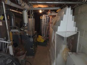 65-12 Myrtle Avenue, Glendale NY 11385