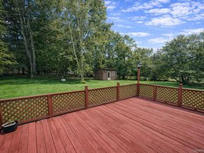 5180 Sound Avenue, Mattituck NY 11952