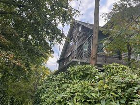 2921 Healy Avenue, Far Rockaway NY 11691