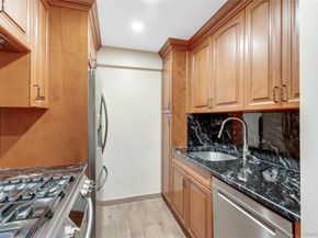 2711 Avenue X 6D, Brooklyn NY 11235