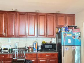 6911 58th Road, Maspeth NY 11378