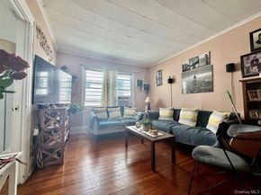 6911 58th Road, Maspeth NY 11378