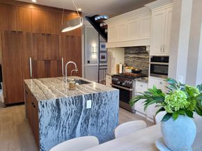 41 Hilton Avenue, Garden City NY 11530