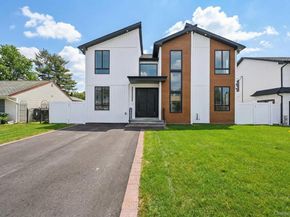 14 Hoover Lane, Bethpage NY 11714