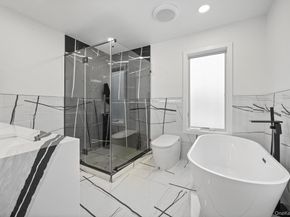 14 Hoover Lane, Bethpage NY 11714