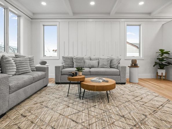 14 Hoover Lane, Bethpage NY 11714