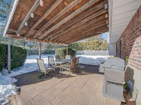 24 Kings Park Road, Commack NY 11725