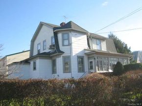 274 Lawrence Avenue, Lawrence NY 11559