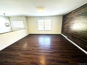 2 New Street, Holtsville NY 11742