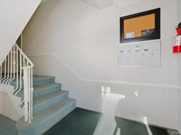 75 Maine Avenue B1, Rockville Centre NY 11570