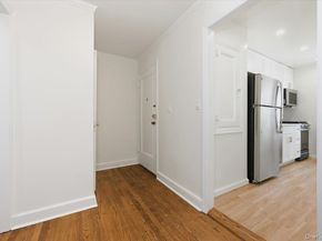 75 Maine Avenue B1, Rockville Centre NY 11570