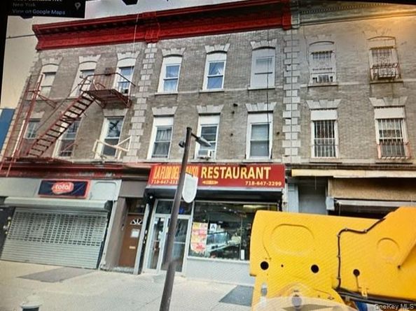 80-29 Jamaica Avenue, Woodhaven NY 11421