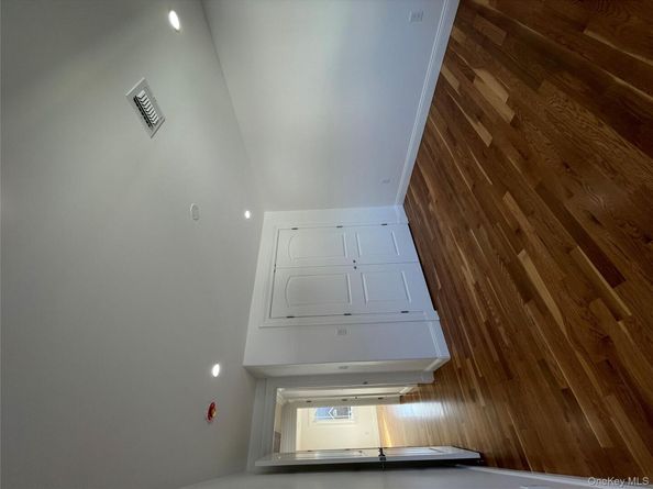 582 Gaynor Place, West Hempstead NY 11552