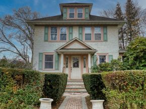 64 Ketewamoke Avenue, Babylon NY 11702