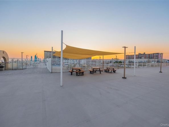 360 Shore Road 8L, Long Beach NY 11561